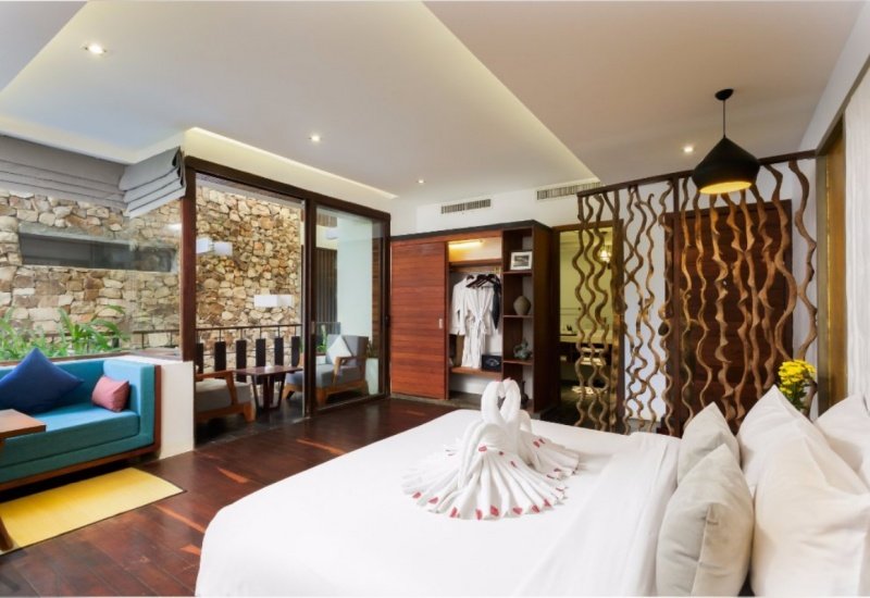 honeymoon-suite (2).jpg